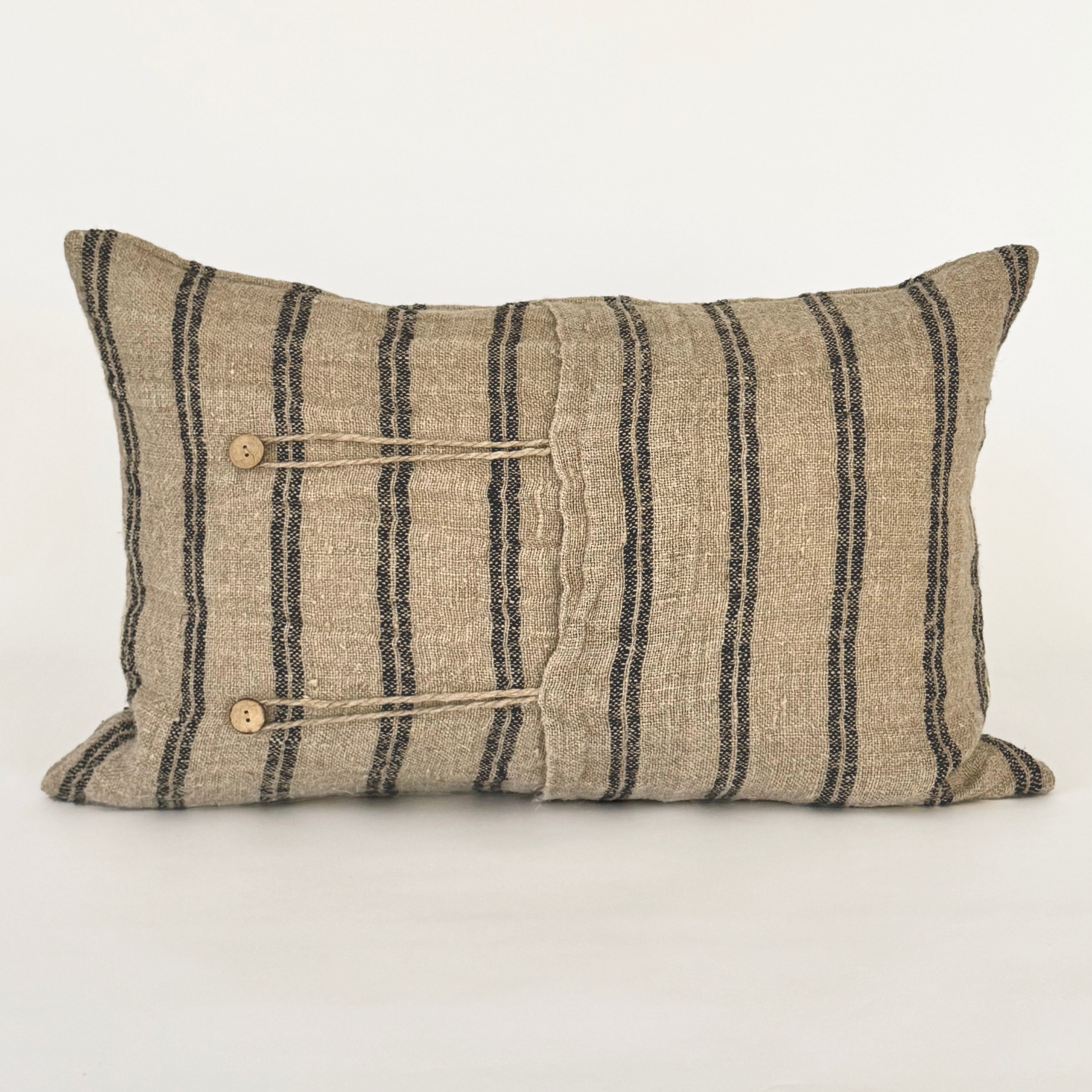 Funda Cojín Stone Black Stripe Botones