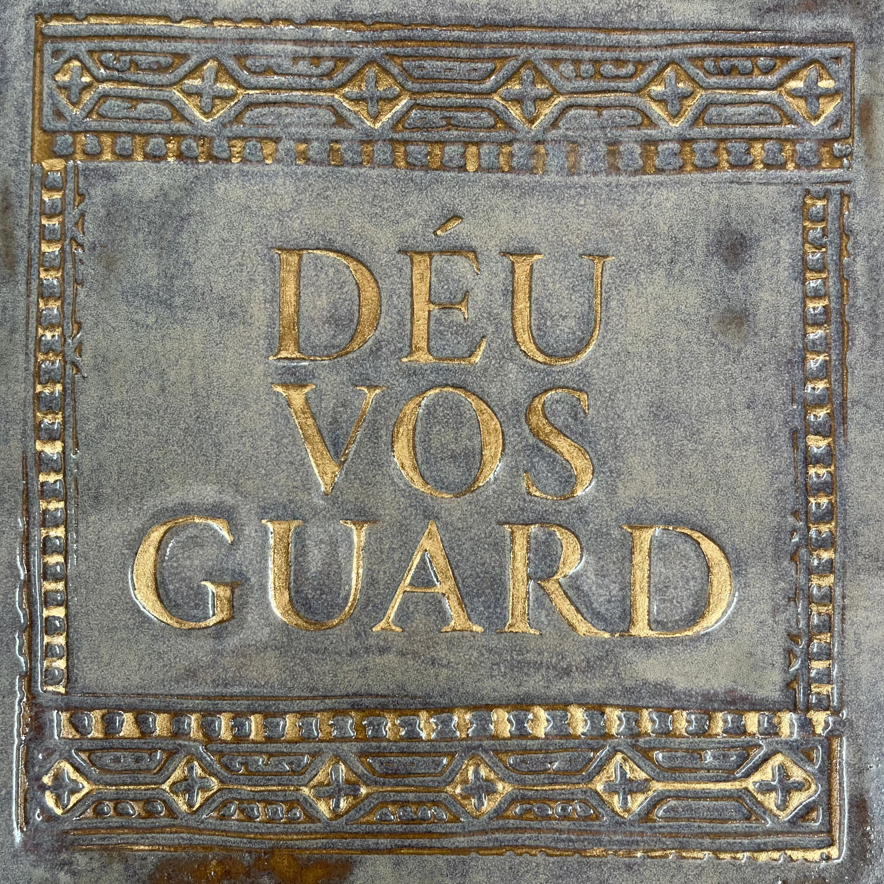 DETENTE DEU VOS GUARD / GRIS + ORO