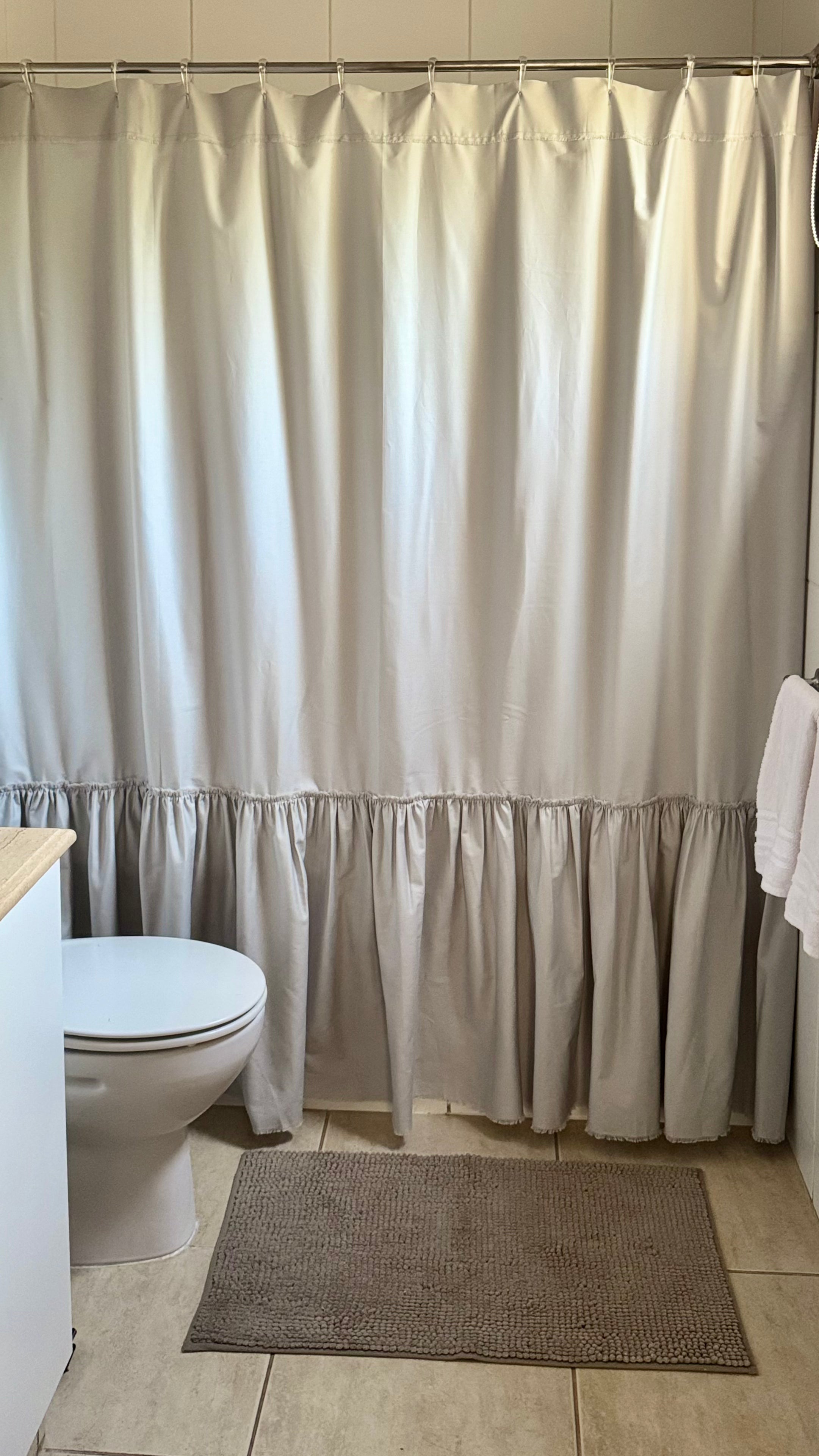 CORTINA DE BAÑO ALGODÓN VUELOS GRIS PERLA