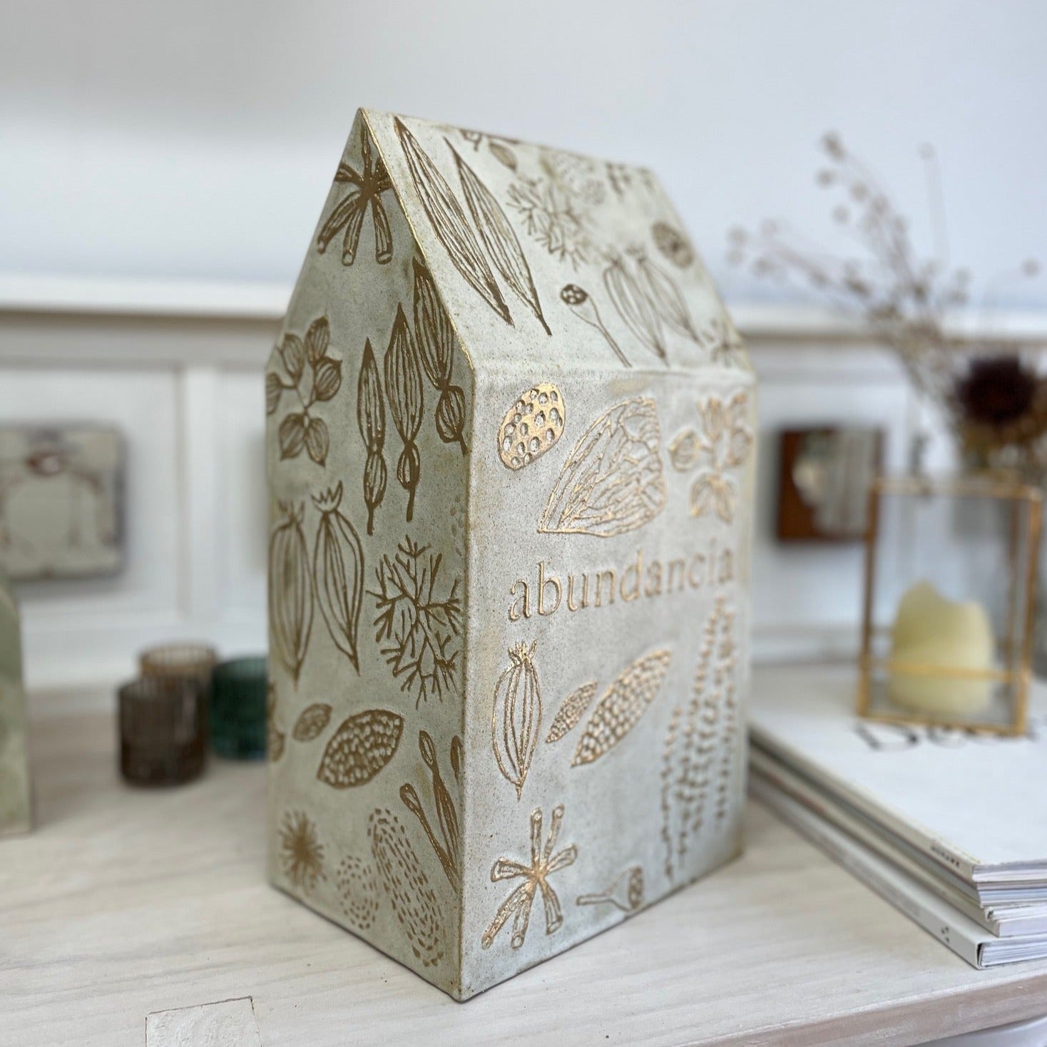 CASA ABUNDACIA / MARFIL