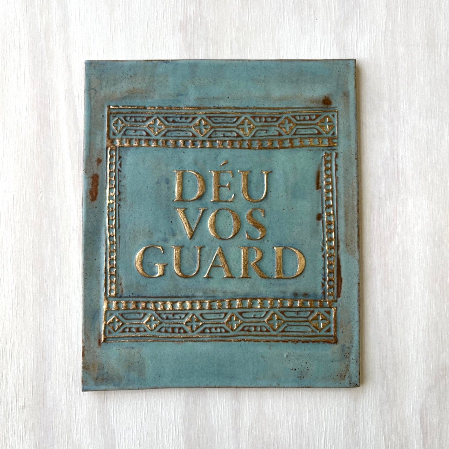 DETENTE DEU VOS GUARD / CALIPSO + ORO
