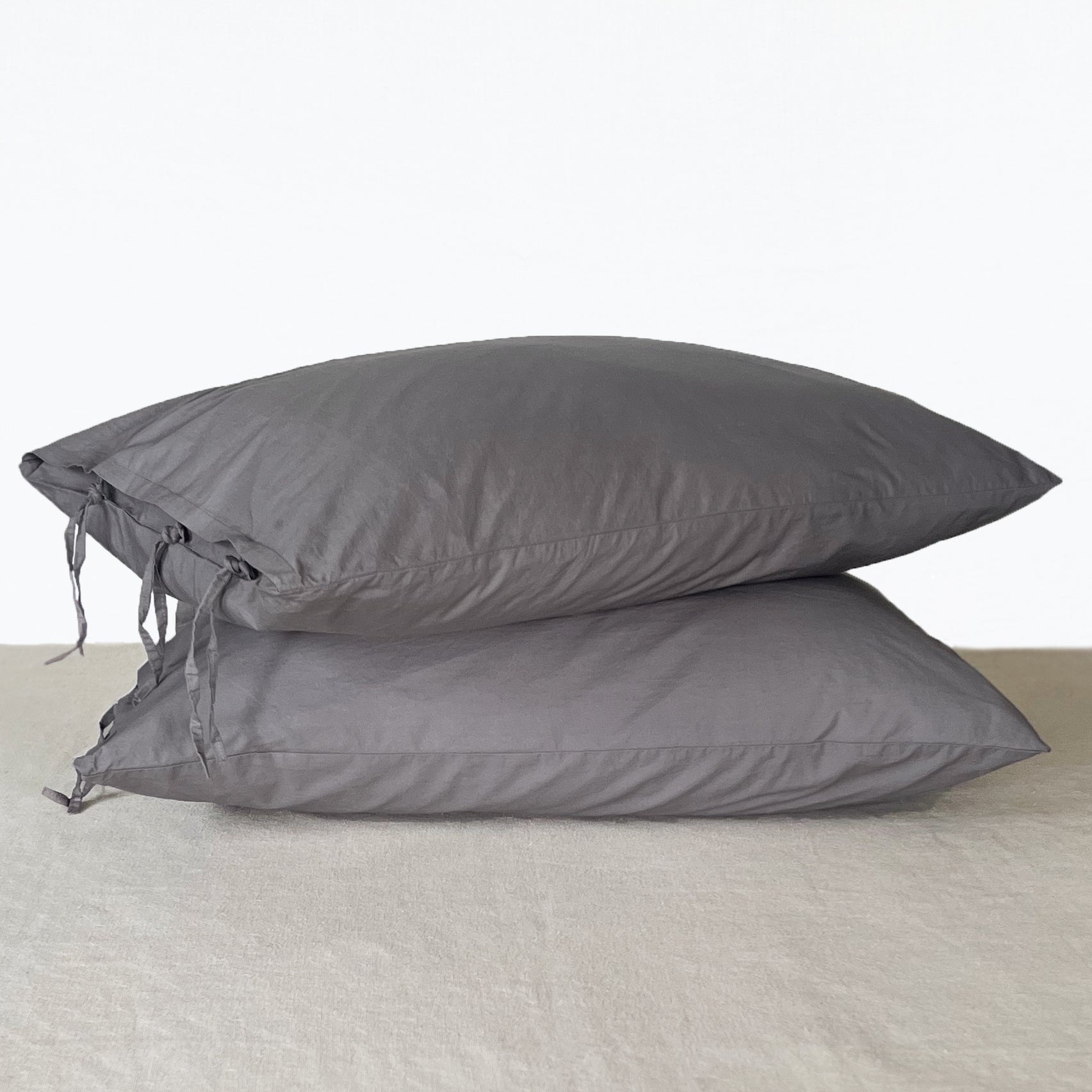 Funda Almohada Algodón Lilah - Dark Grey