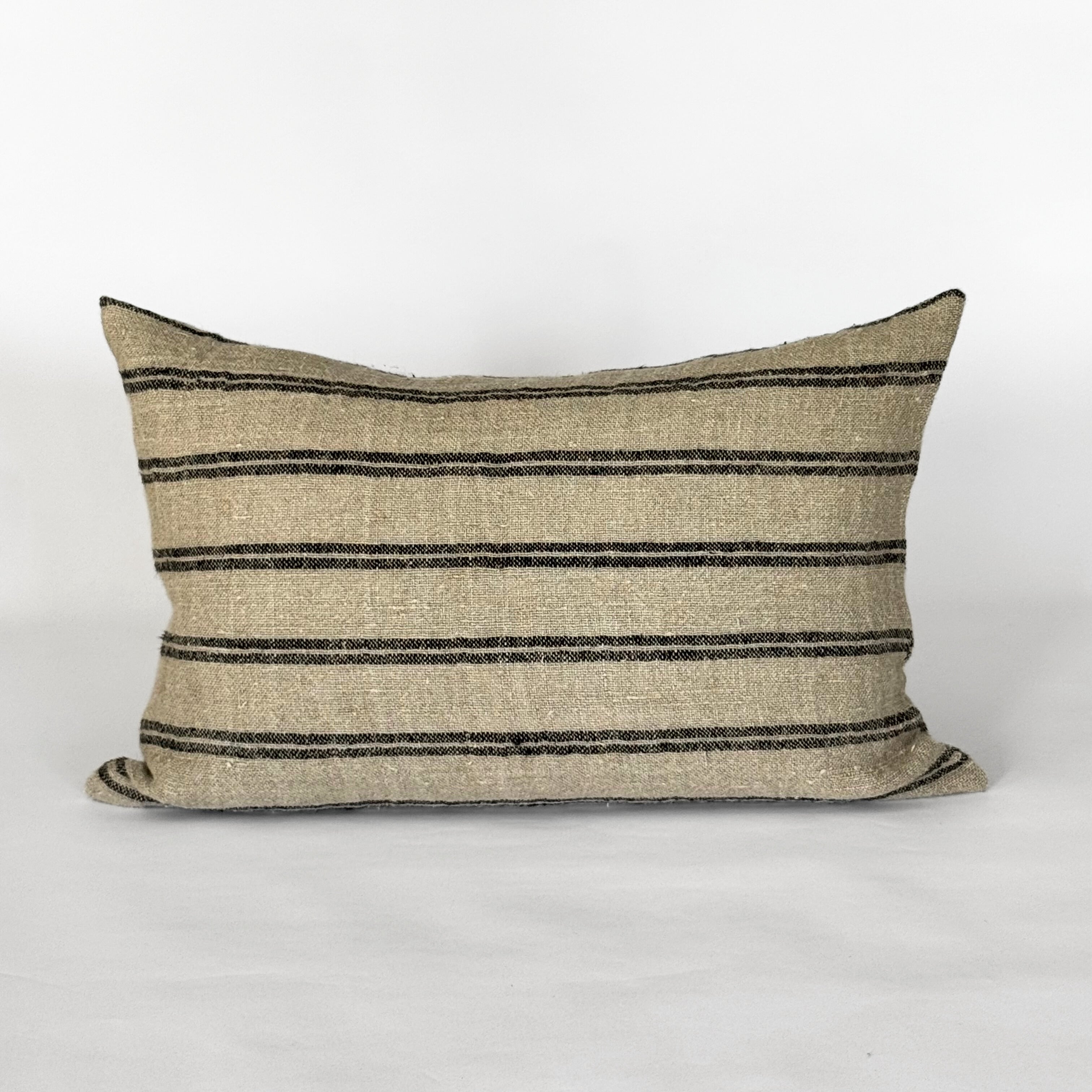 Funda Cojín Stone Black Stripe