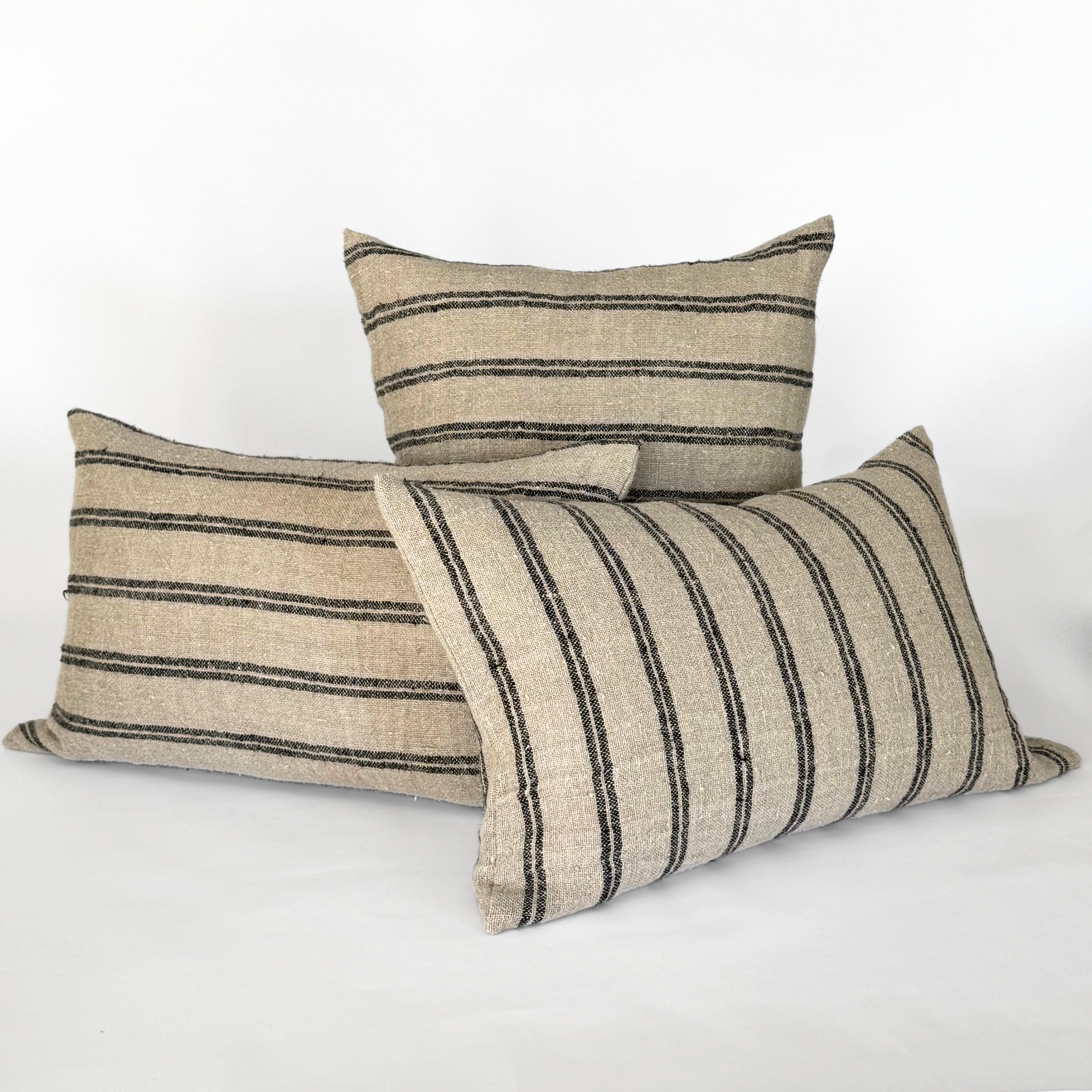 Funda Cojín Stone Black Stripe
